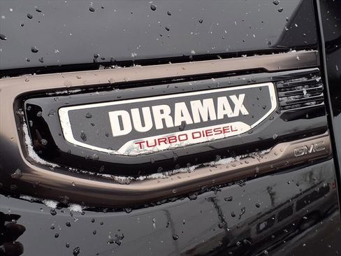 Certified 2024 GMC Sierra 1500 AT4X image 3