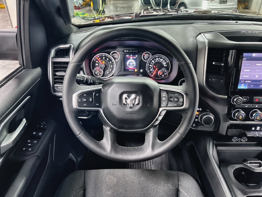 Used 2025 RAM 1500 Big Horn AWD/4WD image 17