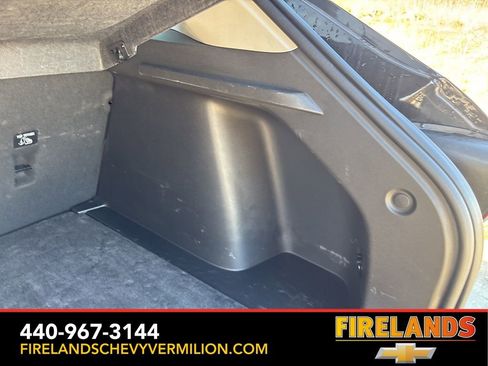 Used 2025 Chevrolet Trax LT w/ LT Convenience Package image 44