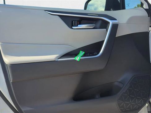 New 2025 Toyota RAV4 XLE image 10