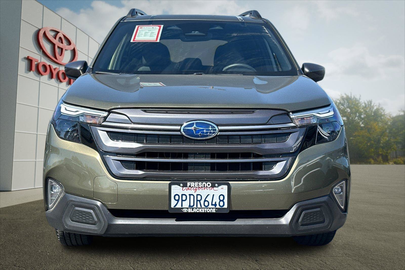 Used 2025 Subaru Forester Premium AWD/4WD image 8