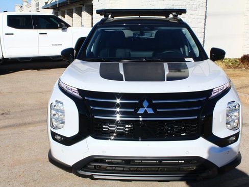 New 2026 Mitsubishi Outlander Trail Edition image 5