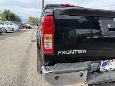 Used 2016 Nissan Frontier SV w/ SV Value Truck Package RWD image 19