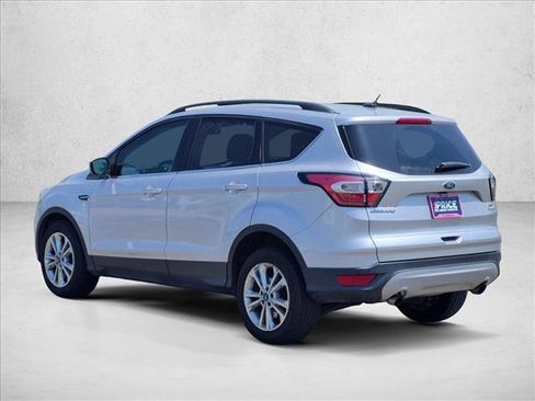 Used 2017 Ford Escape SE w/ Equipment Group 201A FWD image 7