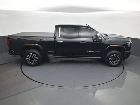 Used 2024 GMC Sierra 2500 Denali Ultimate AWD/4WD image 16