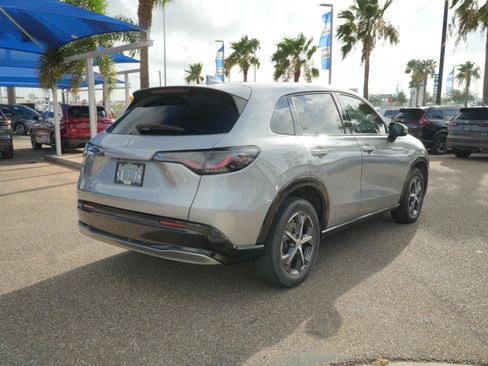 Used 2023 Honda HR-V EX-L image 5