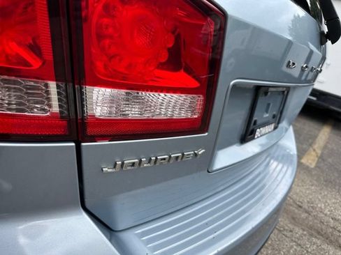 Used 2013 Dodge Journey SXT w/ Popular Equipment Group FWD image 22