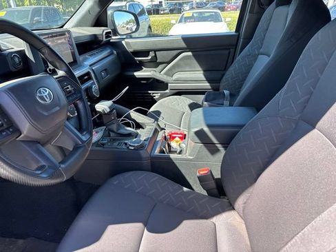 Used 2026 Toyota Tacoma SR5 AWD/4WD image 9