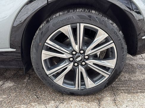 New 2026 Cadillac Optiq Luxury 2 image 29