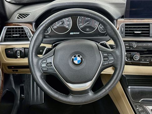 Used 2018 BMW 330e RWD image 18