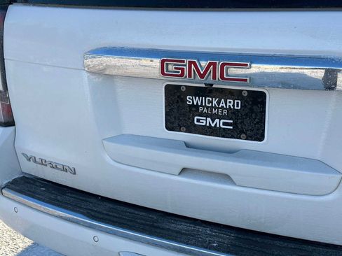 Used 2017 GMC Yukon Denali image 13