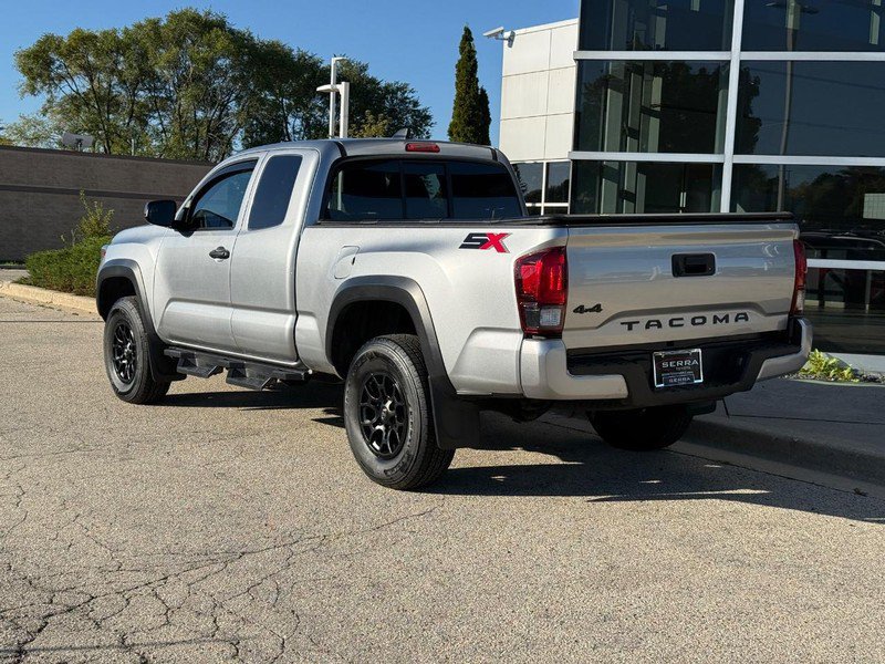 Used 2022 Toyota Tacoma SR w/ SX Package AWD/4WD image 5
