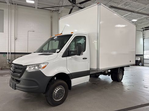 Used 2023 Mercedes-Benz Sprinter 3500 image 1