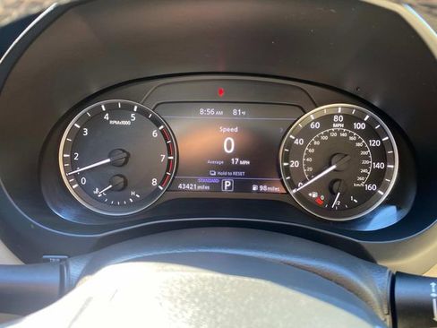 Used 2021 INFINITI QX50 Luxe FWD image 16