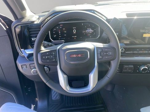New 2026 GMC Sierra 1500 Elevation image 10