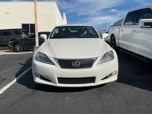 Used 2014 Lexus IS 250C image 6