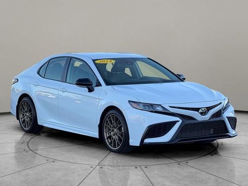 Certified 2024 Toyota Camry SE w/ Convenience Package image 8