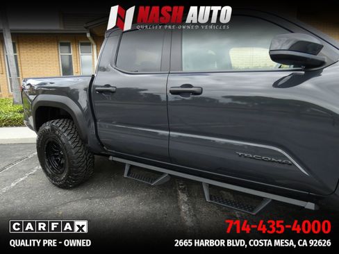 Used 2025 Toyota Tacoma TRD Off-Road image 6