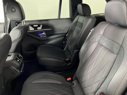 New 2025 Mercedes-Benz GLS 63 AMG 4MATIC image 19