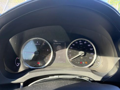 Used 2021 Lexus RC 300 AWD image 10