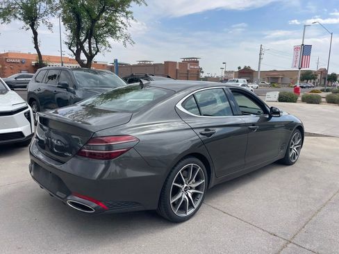 Used 2025 Genesis G70 2.5T image 3