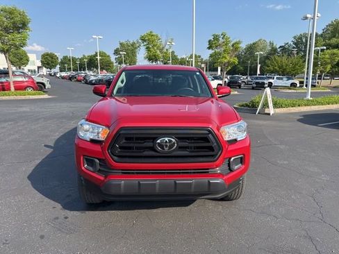 Used 2023 Toyota Tacoma SR AWD/4WD image 2