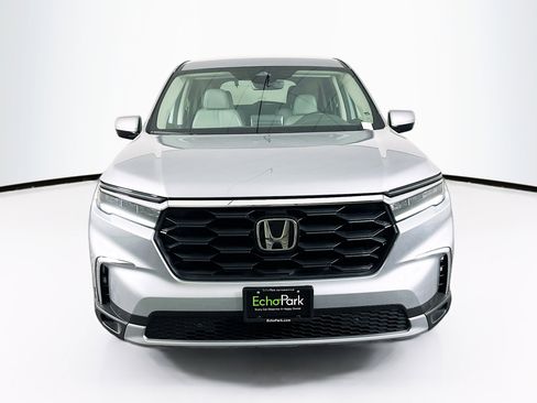Used 2024 Honda Pilot EX-L image 2