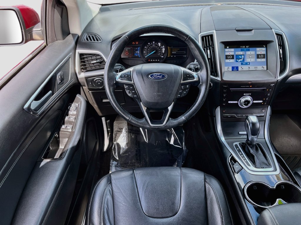 Used 2017 Ford Edge Titanium w/ Technology Package FWD image 22