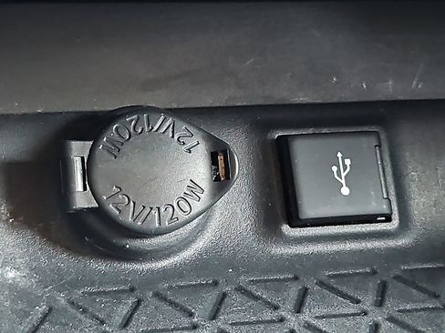 Used 2020 Toyota RAV4 LE w/ All Weather Liner Package AWD/4WD image 25