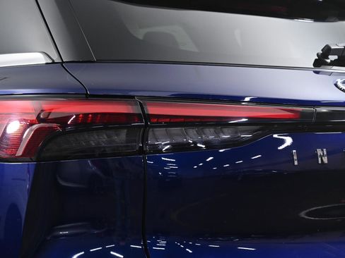 Used 2022 INFINITI QX60 Luxe w/ Cargo Package image 6