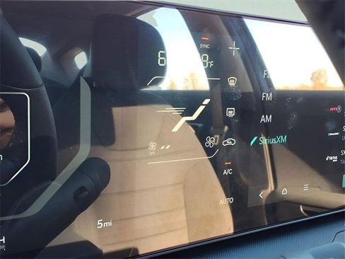 New 2025 Kia K4 EX image 10