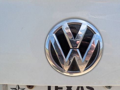 Used 2019 Volkswagen Jetta SE FWD image 9