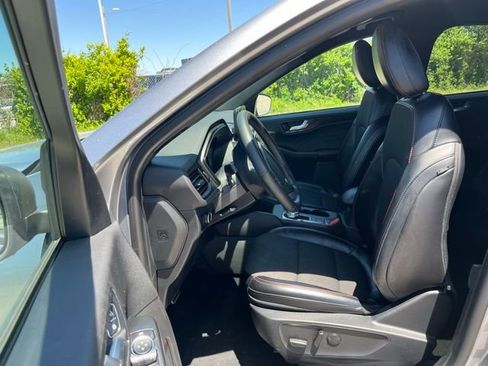 Used 2024 Ford Escape ST-Line FWD image 15