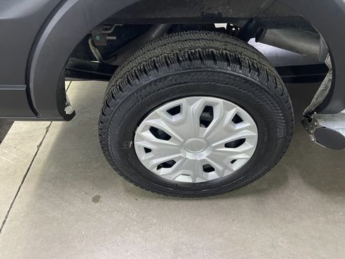 Certified 2024 Ford Transit 250 w/ Exterior Upgrade Package image 16