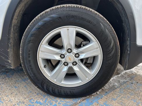 Used 2022 Chevrolet Trax LT w/ Driver Confidence Package image 37