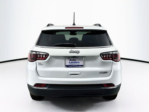 Used 2022 Jeep Compass Latitude w/ Sun and Sound Group FWD image 6