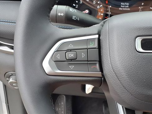 New 2026 Jeep Compass Latitude image 15