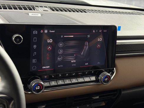 New 2026 GMC Canyon AT4 w/ Technology Plus Package AWD/4WD image 21