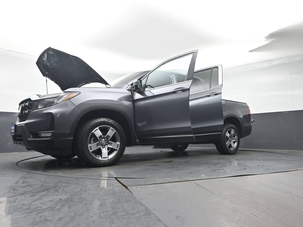Certified 2025 Honda Ridgeline RTL image 44