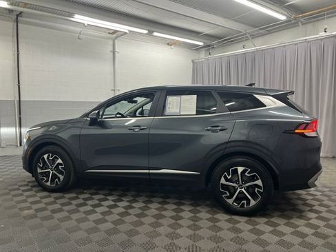 Certified 2023 Kia Sportage EX image 9