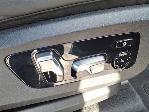 Used 2019 BMW X7 xDrive50i w/ Dynamic Handling Package image 6