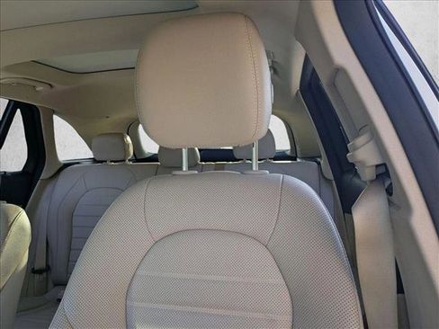 Certified 2021 Mercedes-Benz GLC 300 4MATIC image 14