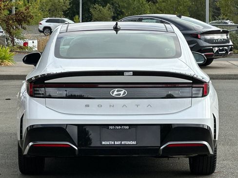New 2025 Hyundai Sonata SEL FWD image 5