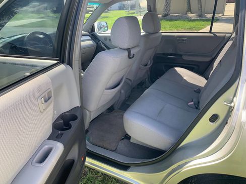 Used 2004 Toyota Highlander 2WD V6 image 6