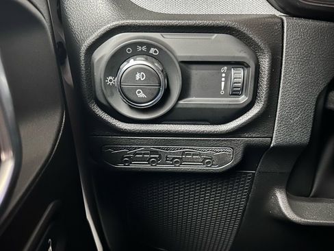 New 2026 Jeep Gladiator Sport image 19