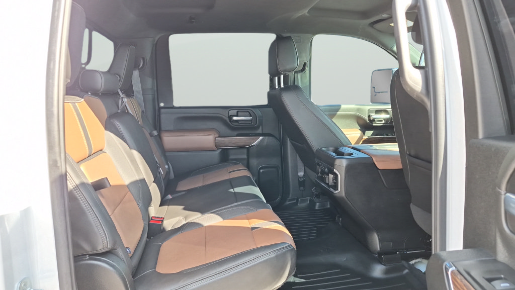 Used 2022 Chevrolet Silverado 2500 High Country w/ Z71 Off-Road Package AWD/4WD image 27