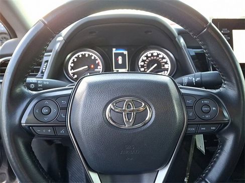 Certified 2023 Toyota Camry SE image 21