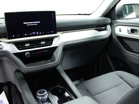 New 2026 Ford Explorer Active image 20