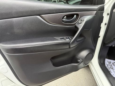 Used 2021 Nissan Rogue Sport S AWD/4WD image 13