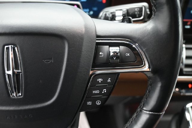Certified 2023 Lincoln Navigator Reserve AWD/4WD image 14
